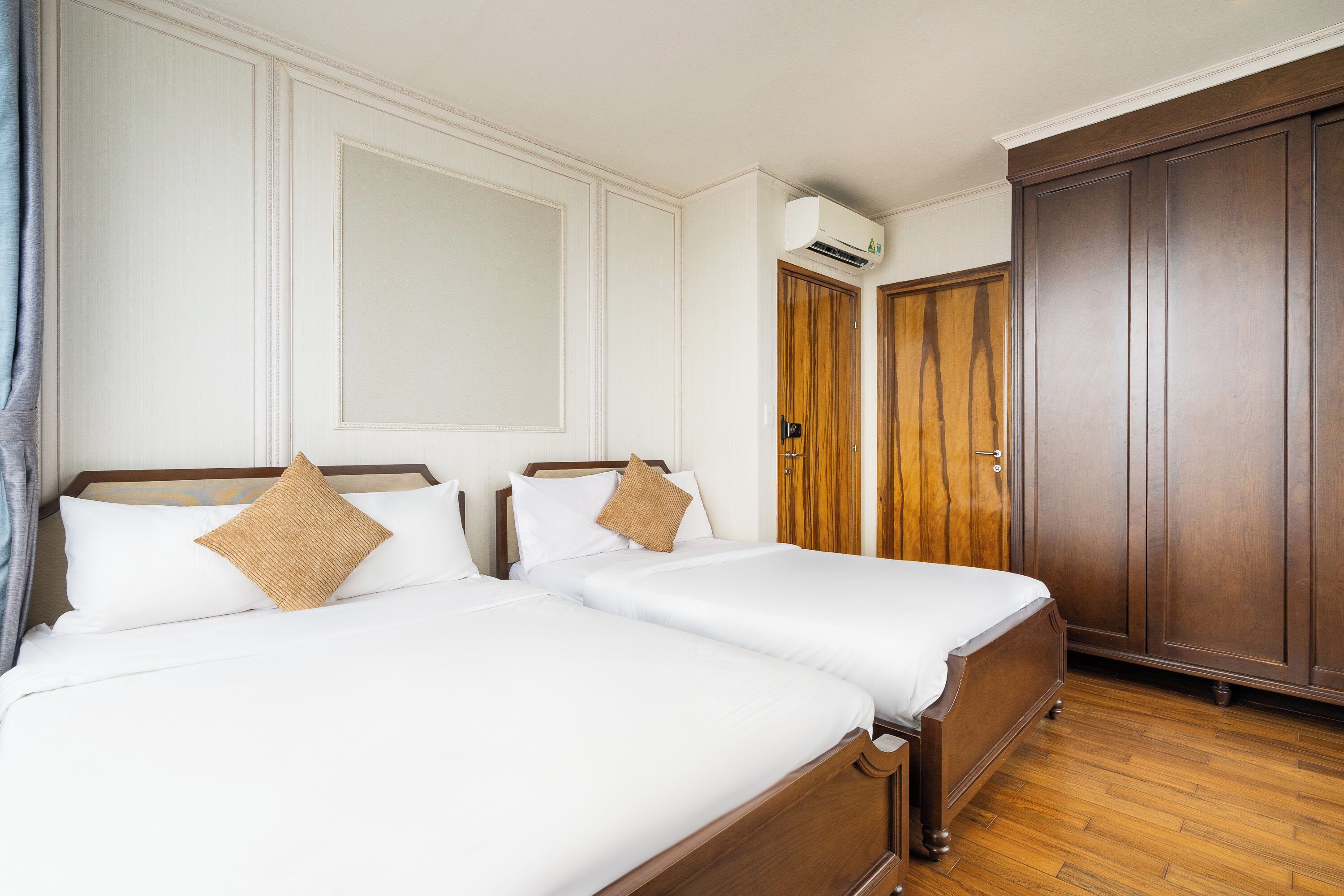 Grand-Apartment, Mehrere Betten, eigenes Bad, Stadtblick