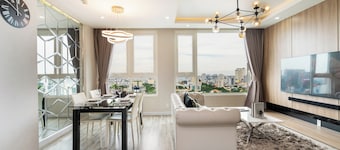 Luminous - Leman Luxury Apartments