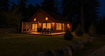 Rustic Cottage in Falls Lake With Hot Tub - Partridge Perch