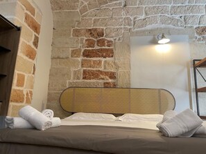 Fer et planche à repasser, Wi-Fi, draps fournis