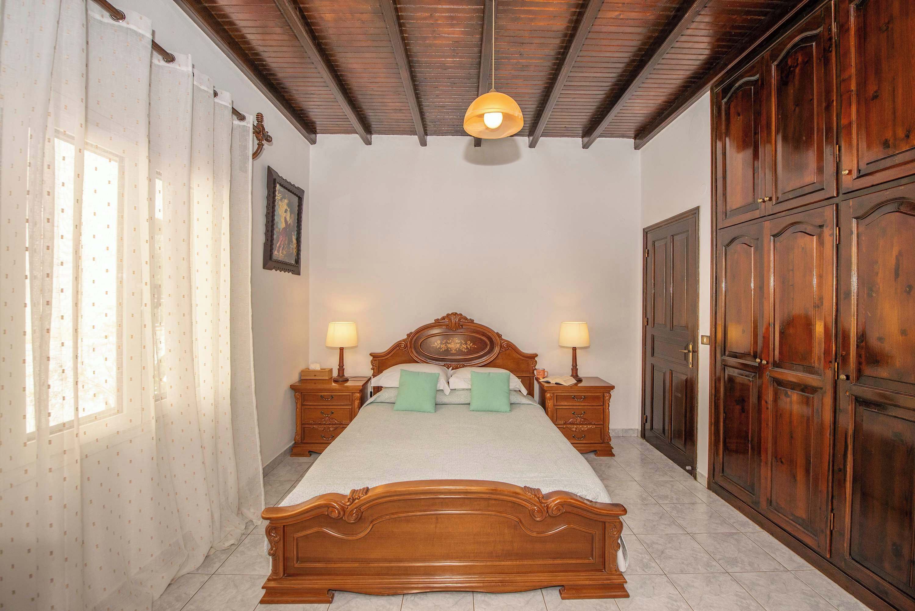 3 bedrooms, iron/ironing board, travel cot, WiFi
