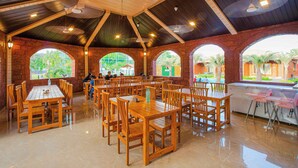 用餐