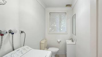 House | 4 bedrooms, Internet