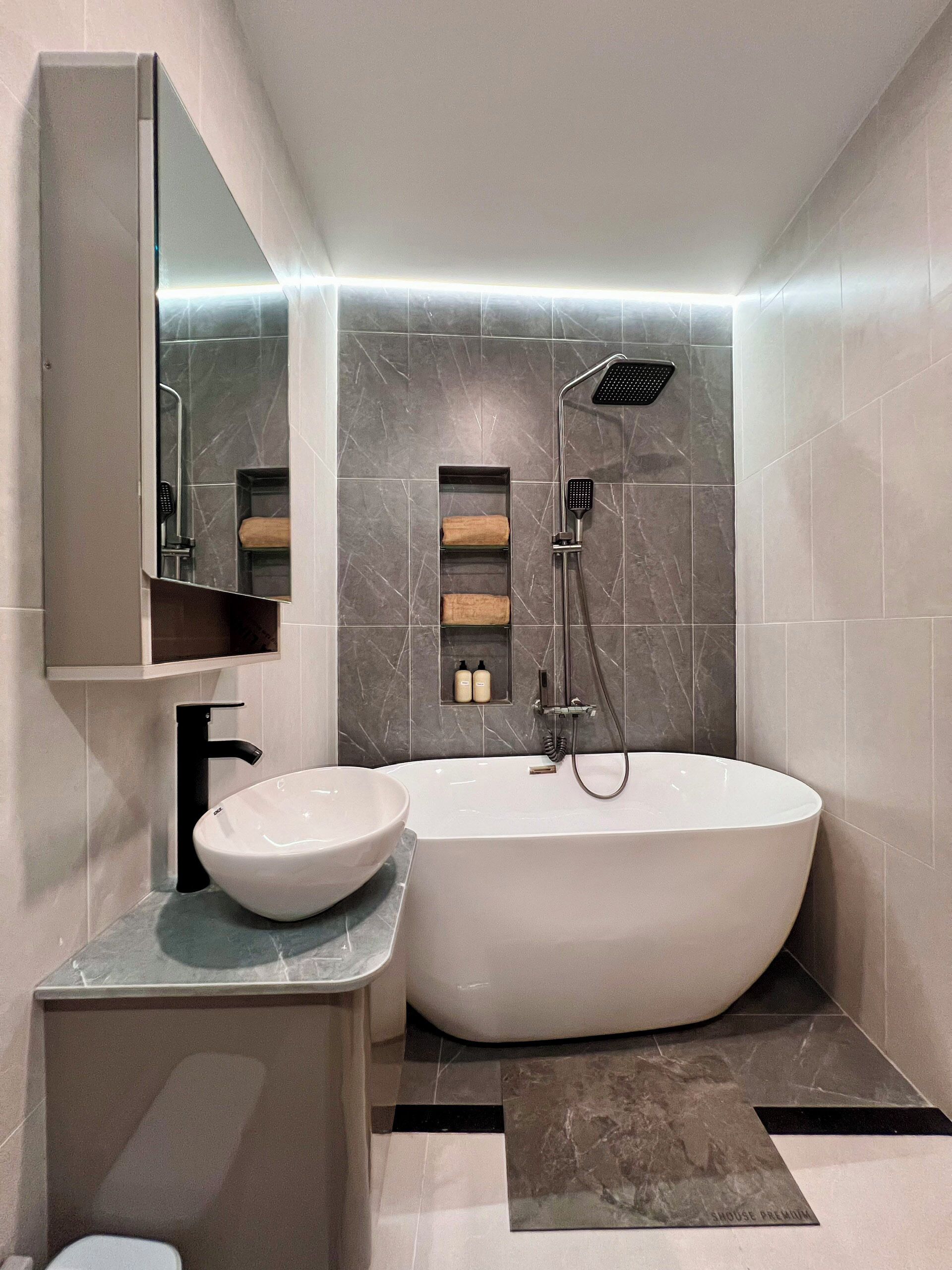 Hair dryer, towels, toilet paper
