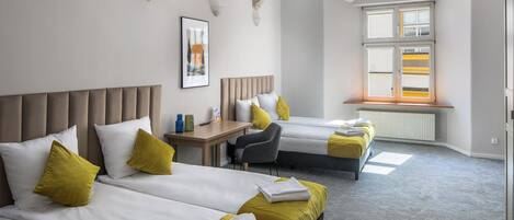 Deluxe Double Room, Hill View | Hypo-allergenic bedding, iron/ironing board, free WiFi