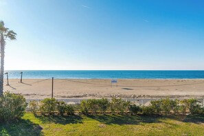Beach nearby - Coral Talea Retreat | Pool Access by PikHost (Tale)