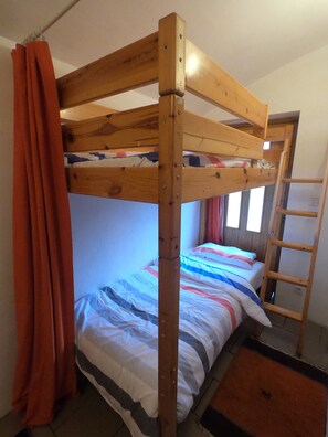 2 slaapkamers, internet, beddengoed