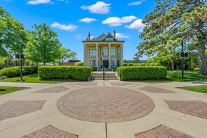 Exterior - Family Stay with Game Garage, Fire Pit, Streaming TVs and Private Yard (Libertyville)