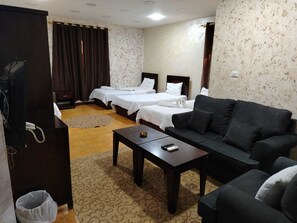 Deluxe Triple Room, 3 Single Beds - Siveen Hotel (Amman)