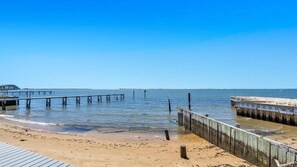 Beach - The Inn Spot (Hampton Bays)
