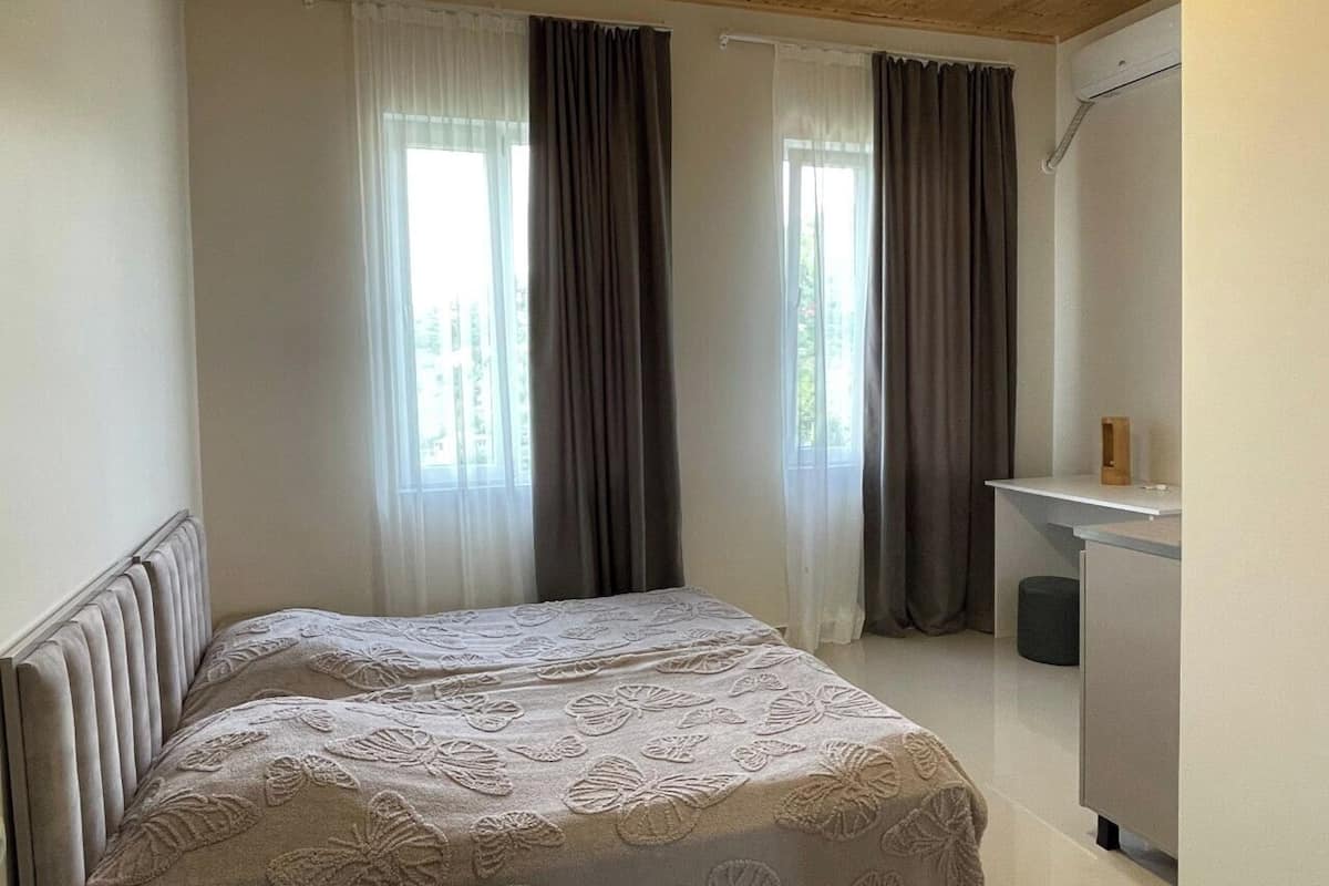 Double or Twin Room, Garden View | Desk, laptop workspace, blackout drapes, soundproofing