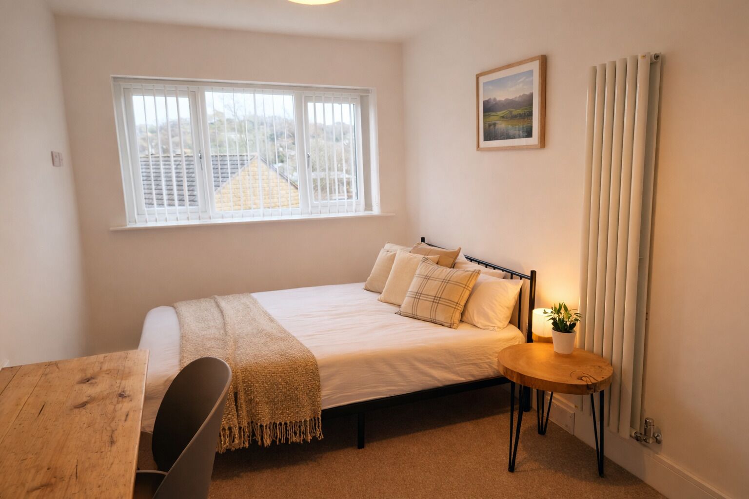 6 bedrooms, iron/ironing board, Internet, bed sheets
