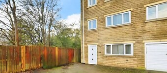 Contractor House l Large Families l Groups l Free Secure Parking