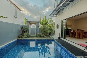 Pool - New Tropical 3BR Villa with Pool & Rooftop Oasis (Badung)