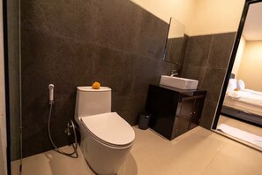 Bathroom - New Tropical 3BR Villa with Pool & Rooftop Oasis (Badung)