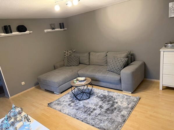 Living area - Daalwärts Vacation Rental - in the Heart of Mittelbollenbach (Idar-Oberstein)