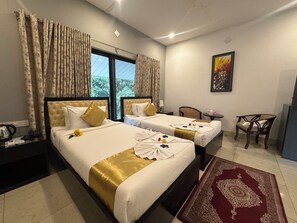Deluxe Double or Twin Room, Balcony | Free WiFi - Soaa Resort (Sirajganj)
