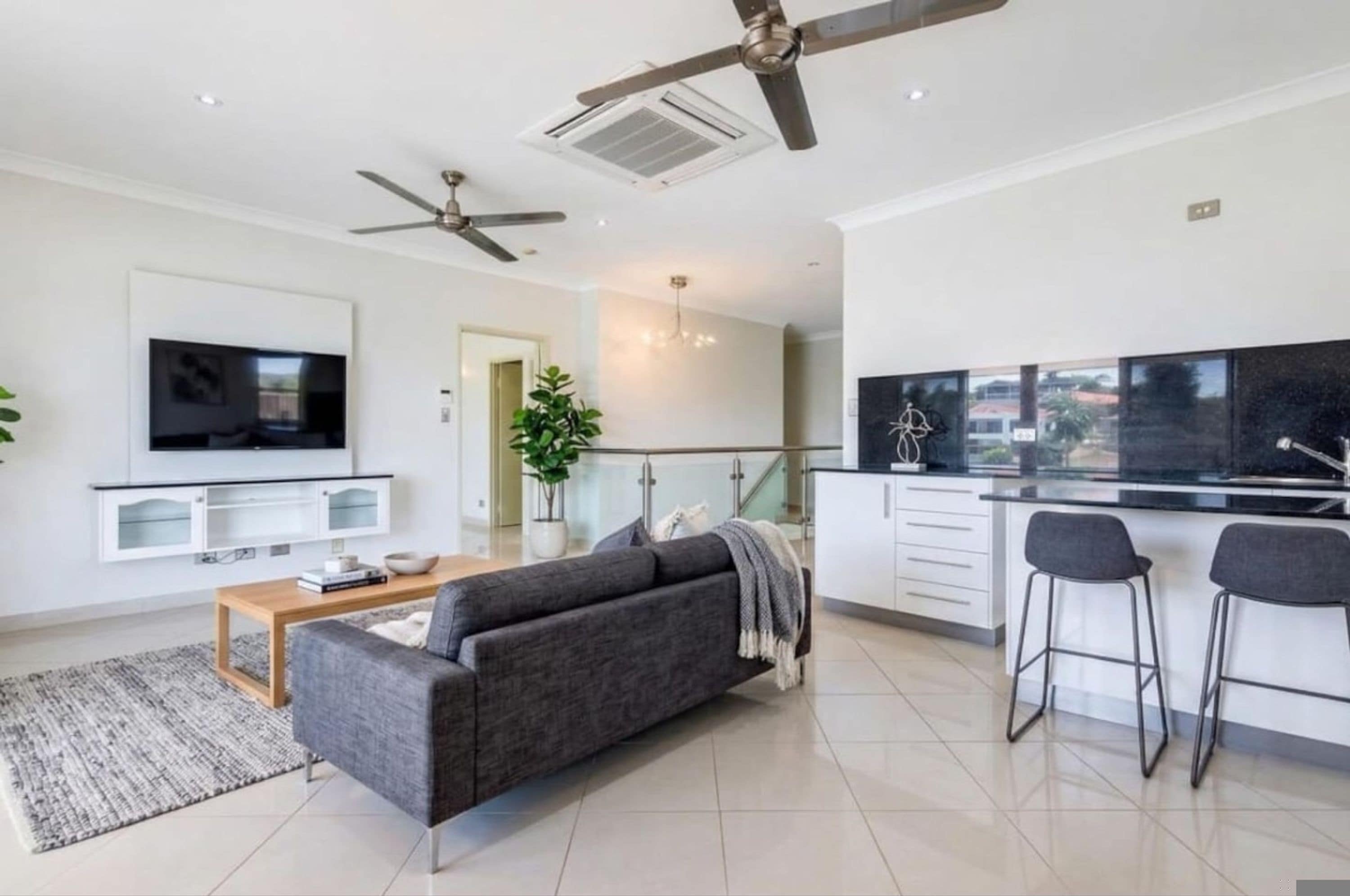 5 bedrooms