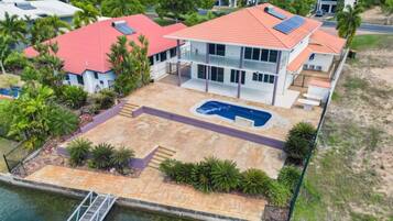 House | 6 bedrooms