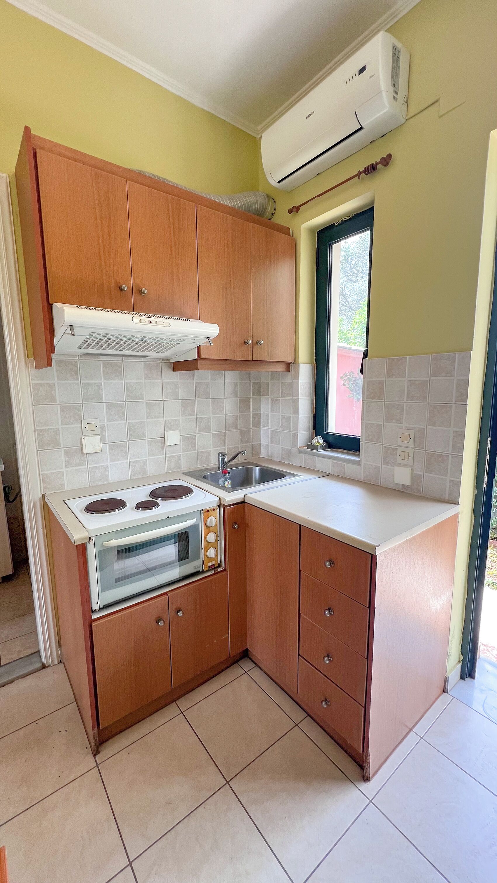 Double or Twin Room, Garden View | Private kitchen | Fridge, oven, stovetop, cookware/dishes/utensils