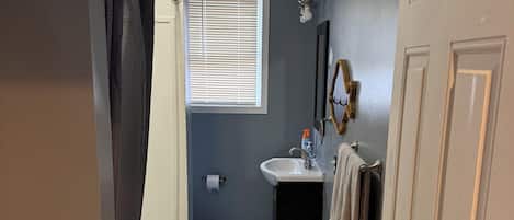 Towels, toilet paper