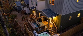 Custom 3 Bdrm Cottage in Chattanooga w/ Hot Tub!