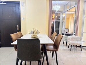 Dining - Sweet Haven 3 Bedrooms and Bathrooms (Pasay City)