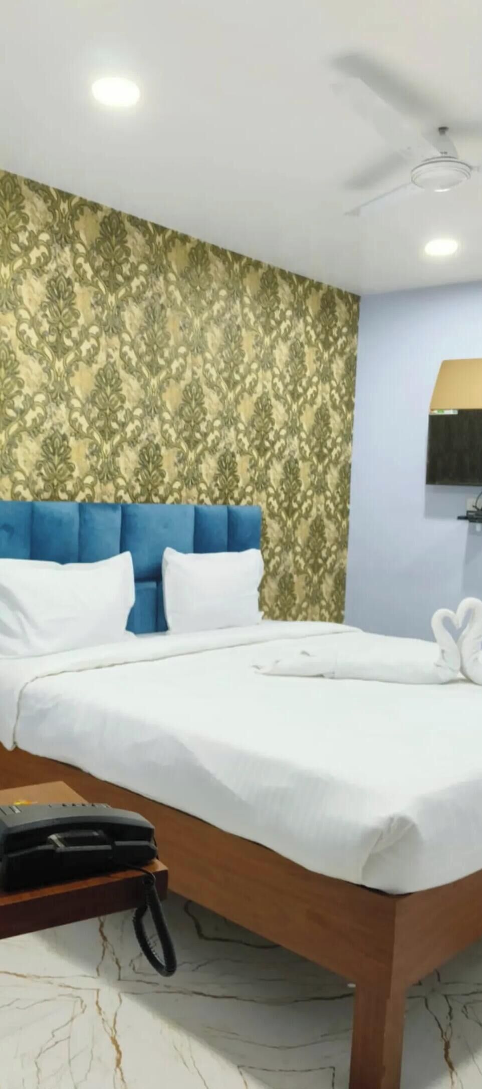 Quarto casal, vista para a cidade | Escrivaninha, Wi-Fi de cortesia