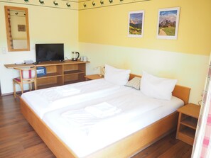 1 quarto, Wi-Fi de cortesia, roupa de cama