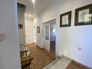Interior - Villa Jacaranda Chiclana, Private Pool and Barbecue (Chiclana de la Frontera)