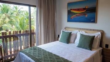 Deluxe Loft, City View | Individually furnished, free WiFi, bed sheets