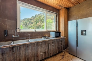 Deluxe Apartment, Garden View | Private kitchen - Alaya Stays Live Life 2BHK Apartment (Kasauli)