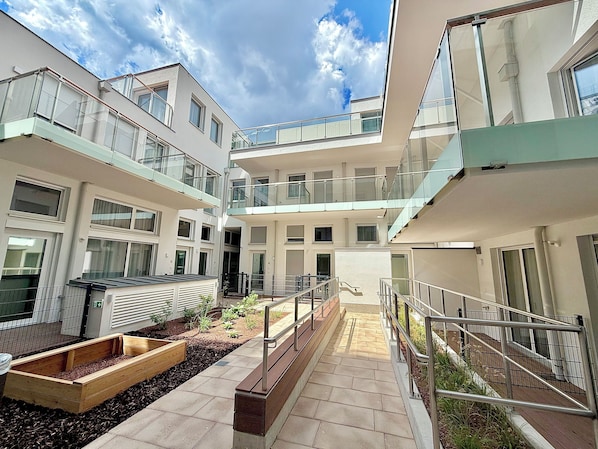Courtyard - Business Quartier Belvedere (Vienna)