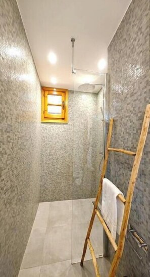 Bathroom - Vrbo Property (Finale Ligure)