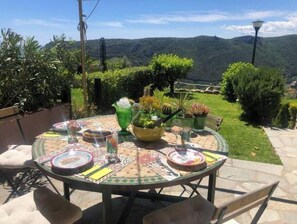 Outdoor dining - Vrbo Property (Finale Ligure)