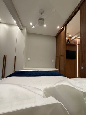 1 bedroom, desk, iron/ironing board, free WiFi - Studio Copacabana Beach 50m (Rio de Janeiro)