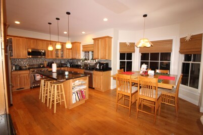 Main House located on quiet cul-de-sac near town and walking trails to the water