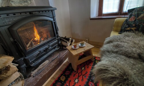 Valsesia Escape: Perfect voor een bergavontuur of rustig werken op afstand.