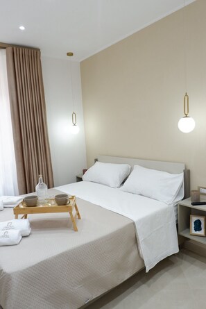 Room - Vrbo Property (Napoli)