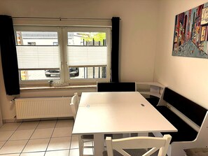 Dining - Casa Piccola - cozy and charming. Close to Bamberg. (Strullendorf)