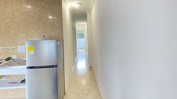 Family Apartment, 2 Bedrooms, Refrigerator, Mountain View | Interior