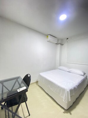 Cortinas blackout y sistema de insonorización 