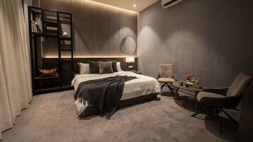 Suite, Balcony, Pool View | Premium bedding, down comforters, memory foam beds, desk