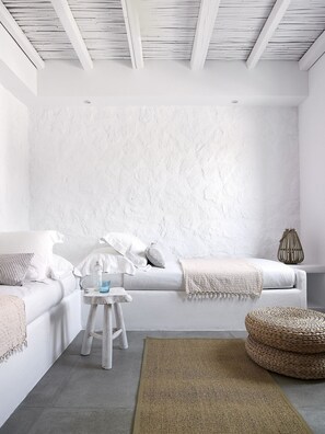 Interior - Delmar Apartments and Suites (Milos)