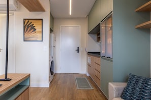 Basic Apartment | Interior - Studio recém-construído no coração da Vila Olímpia (São Paulo)