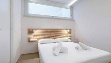 2 bedrooms, Internet, bed sheets