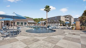 Seasonal outdoor pool