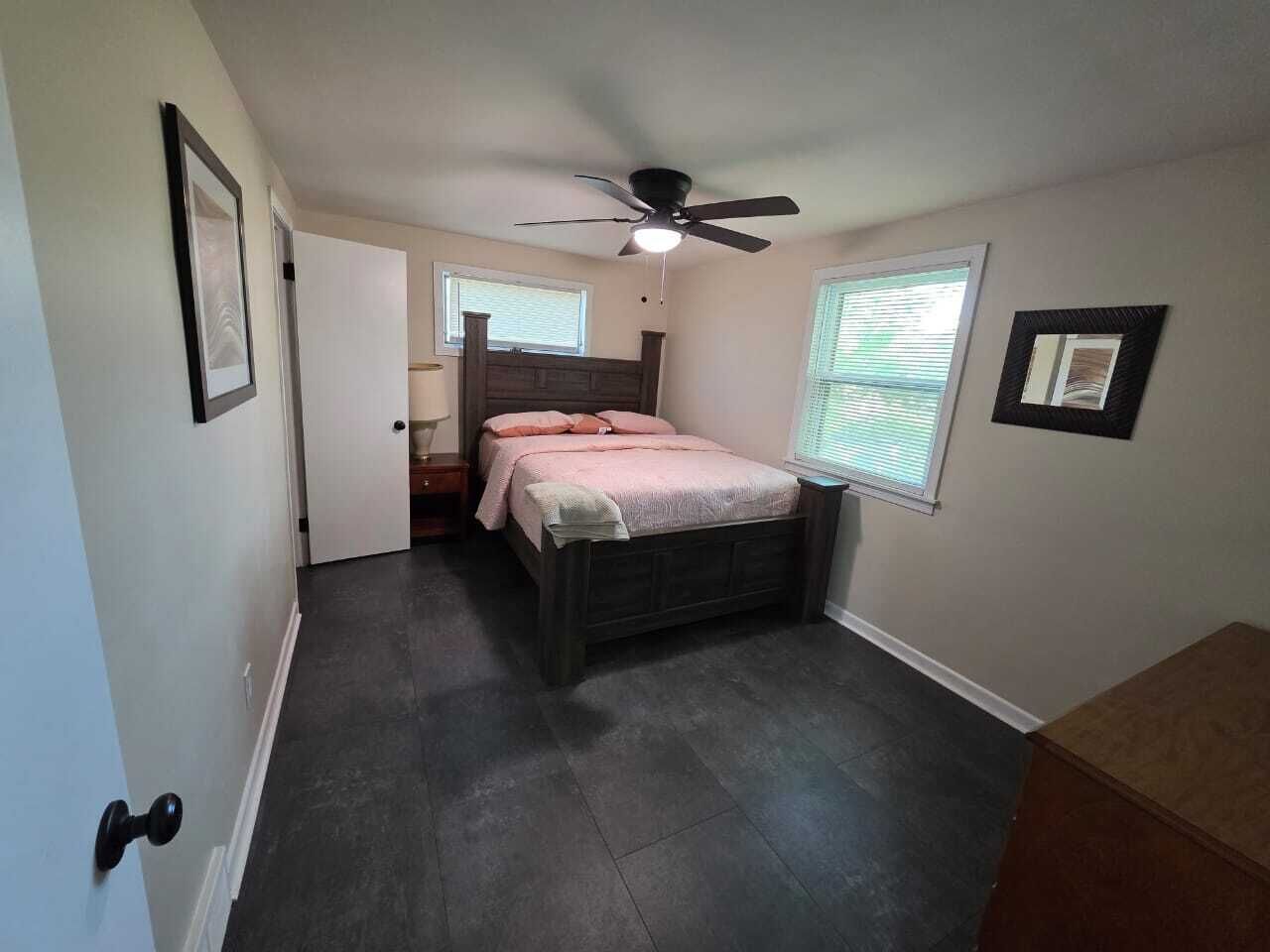 4 bedrooms, in-room safe, iron/ironing board, free WiFi