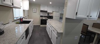 Superb 4-bedroom house in Rochester perfect for family getaways