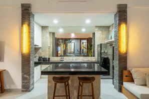 Deluxe Villa, 2 Bedrooms, Private Pool | Interior - Mimosa villa (Kerobokan)
